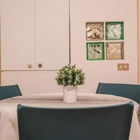 Pavarotti's In The Heart Of * Modena