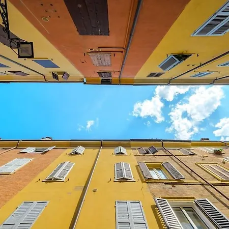 Pavarotti's In The Heart Of * Modena