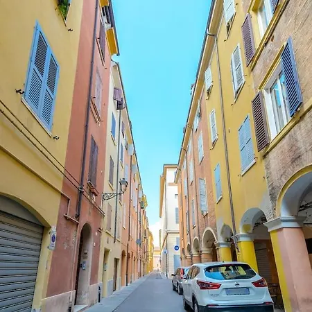 Pavarotti's In The Heart Of Apartmán